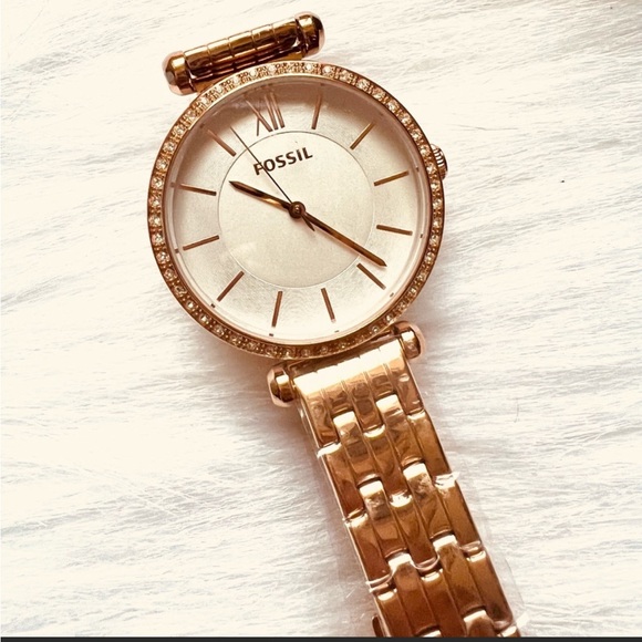 FOSSIL Watch - Picture 2 of 9